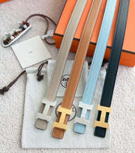 Load image into Gallery viewer, Reversible Belt
