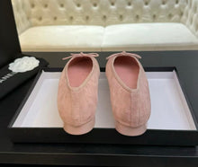 Load image into Gallery viewer, CC Pumps
