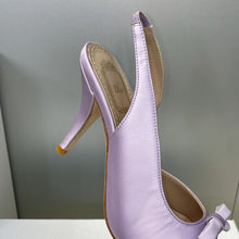 Load image into Gallery viewer, Satin Bow Sandals
