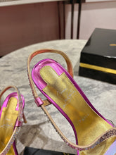 Load image into Gallery viewer, Rosalie
