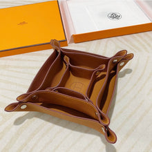 Load image into Gallery viewer, Leather Tray Set
