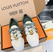 Load image into Gallery viewer, Sneakerina Trainers
