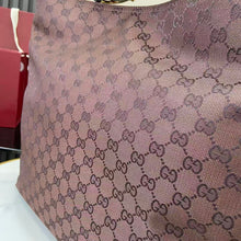 Load image into Gallery viewer, Beatrix Tote
