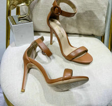 Load image into Gallery viewer, GR Sandals
