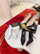 Load image into Gallery viewer, Lace Pumps
