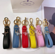 Load image into Gallery viewer, Leather Bag Charm/Keychain
