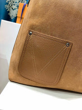 Load image into Gallery viewer, Verso
