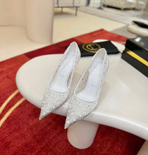 Load image into Gallery viewer, Perla Pumps

