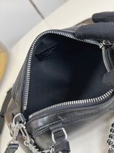 Load image into Gallery viewer, Vibe Pochette
