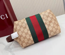 Load image into Gallery viewer, Ophidia Pouch Bag
