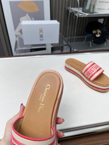 Dway Slides