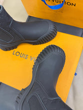 Load image into Gallery viewer, Ruby Ankle Boots
