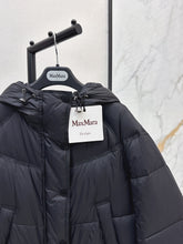 Load image into Gallery viewer, The Cube Jacket
