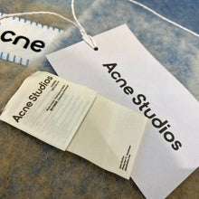 Load image into Gallery viewer, Wool Scarf
