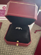 Load image into Gallery viewer, Original Quality Juste Un Clou Ring
