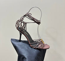 Load image into Gallery viewer, Babylone Sandals
