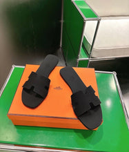 Load image into Gallery viewer, Oran Sandals
