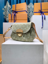 Load image into Gallery viewer, Sunset Bag
