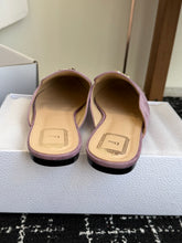Load image into Gallery viewer, Suede Loafers
