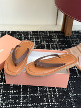 Load image into Gallery viewer, Leather Sandals
