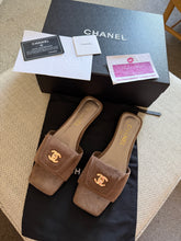 Load image into Gallery viewer, CC Sandals
