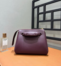 Load image into Gallery viewer, Madrid Medium
