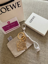 Load image into Gallery viewer, Puzzle Keychain
