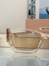 Load image into Gallery viewer, Logo Sunglasses

