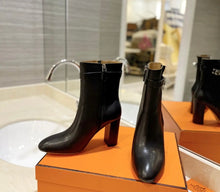 Load image into Gallery viewer, Leather Ankle Boots
