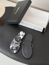 Load image into Gallery viewer, CC Sandals
