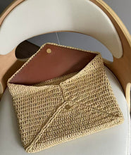 Load image into Gallery viewer, Cassandre Envelope Pouch
