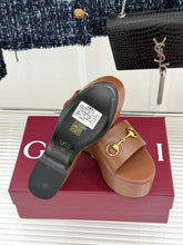 Load image into Gallery viewer, Platform Sandals
