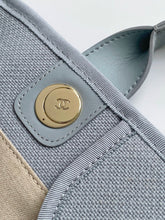 Load image into Gallery viewer, Deauville Tote
