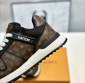 Logo Trainers