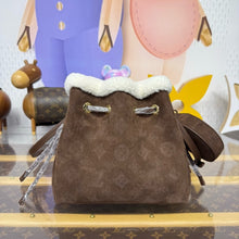 Load image into Gallery viewer, Bella
