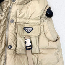 Load image into Gallery viewer, Logo Gilet
