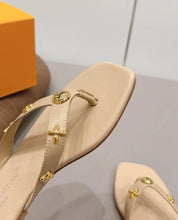 Load image into Gallery viewer, Leather Sandals
