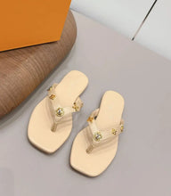 Load image into Gallery viewer, Leather Sandals
