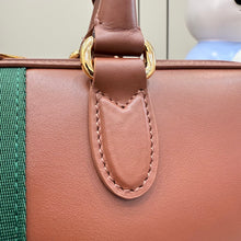 Load image into Gallery viewer, Boston Bag
