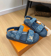 Load image into Gallery viewer, Bom Dia Sandals
