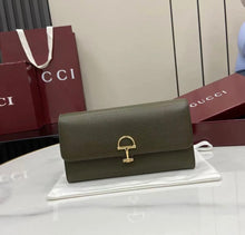 Load image into Gallery viewer, Softbit Continental Wallet

