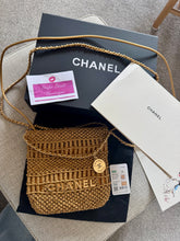 Load image into Gallery viewer, Raffia Mini Chain Bag
