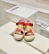 Load image into Gallery viewer, Leo Strappy Sandals
