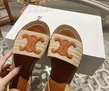 Load image into Gallery viewer, Triomphe Sandals
