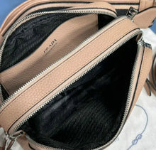Load image into Gallery viewer, Medium Leather Bag
