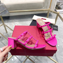 Load image into Gallery viewer, Rockstud Sandals
