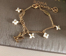 Load image into Gallery viewer, Logo Bracelet
