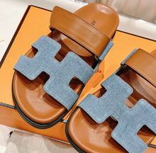 Load image into Gallery viewer, Chypre Sandals
