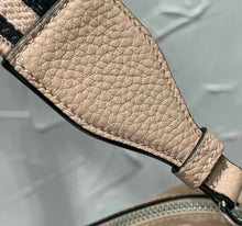 Load image into Gallery viewer, Medium Leather Bag
