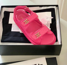 Load image into Gallery viewer, CC Dad Sandals
